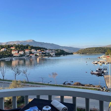Apartments Ana By The Sea Lumbarda Buitenkant foto