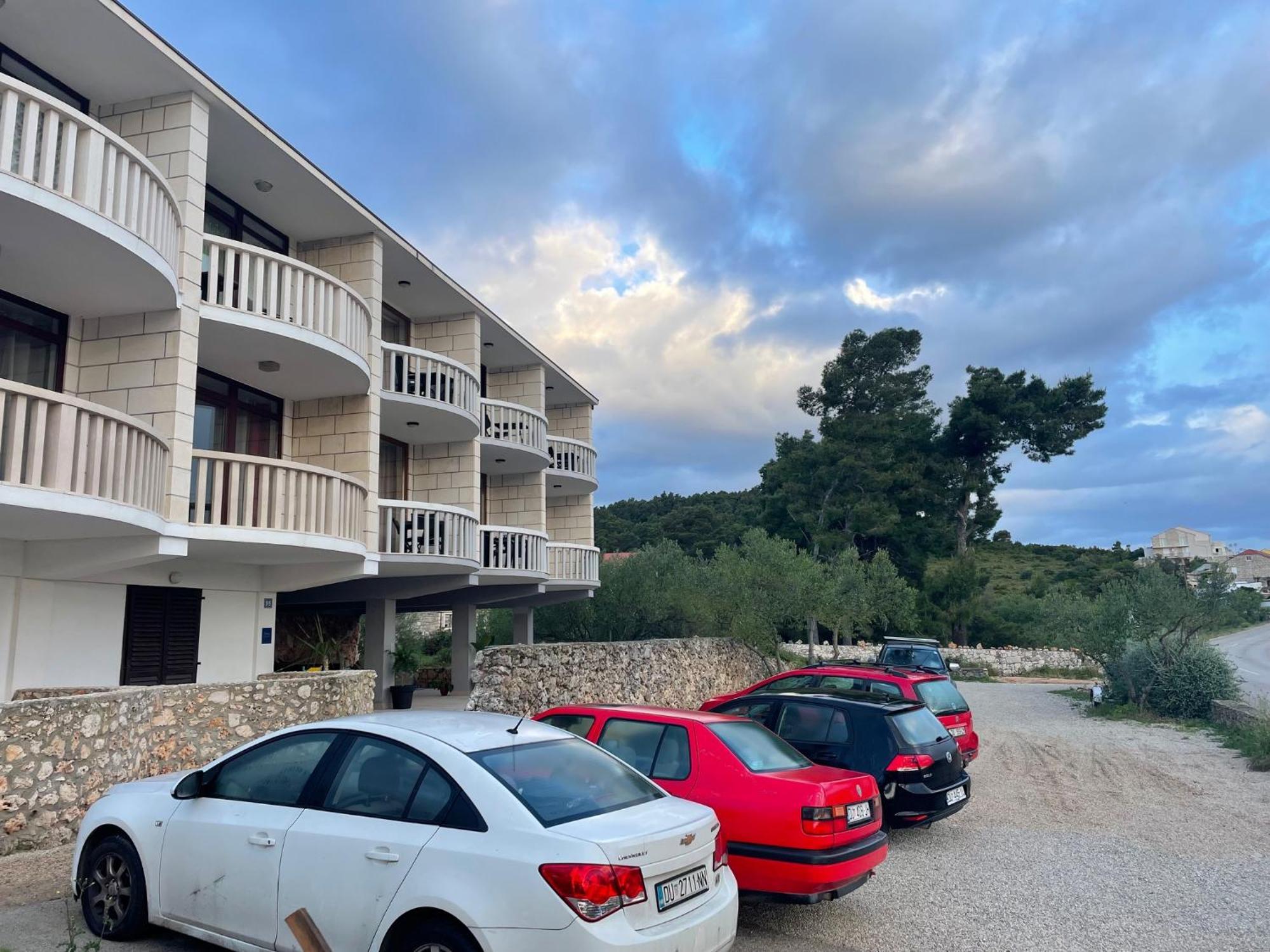 Apartments Ana By The Sea Lumbarda Buitenkant foto